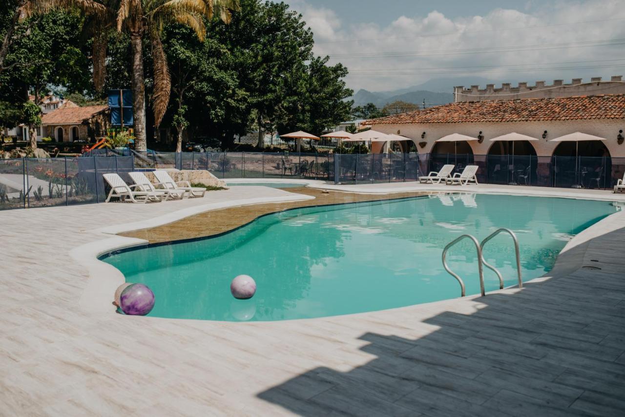 Hotel El Castillo チナウタ エクステリア 写真